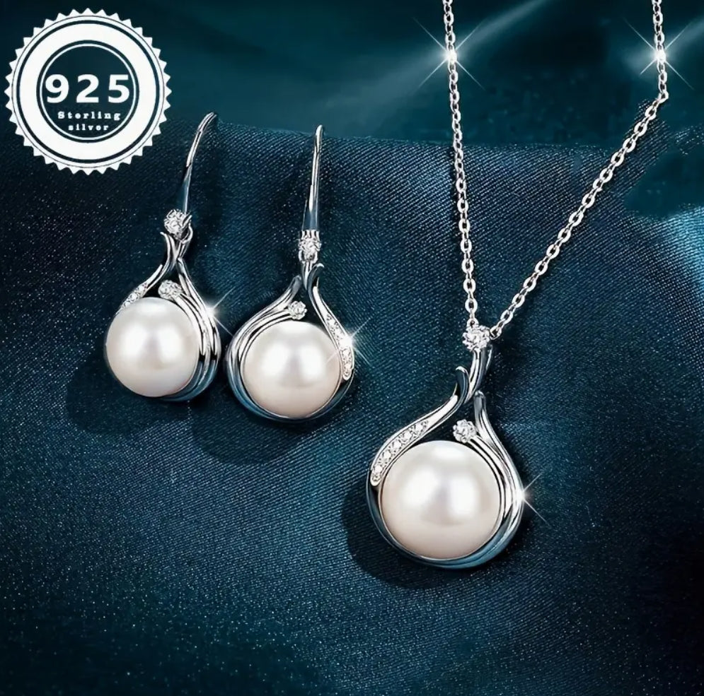Pearl Teardrop Necklace and Earring Set